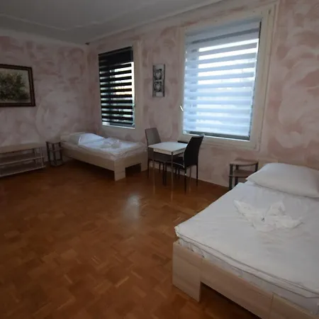 Bad Canstatt Apartman *